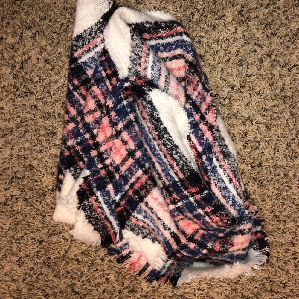 Plaid scarf